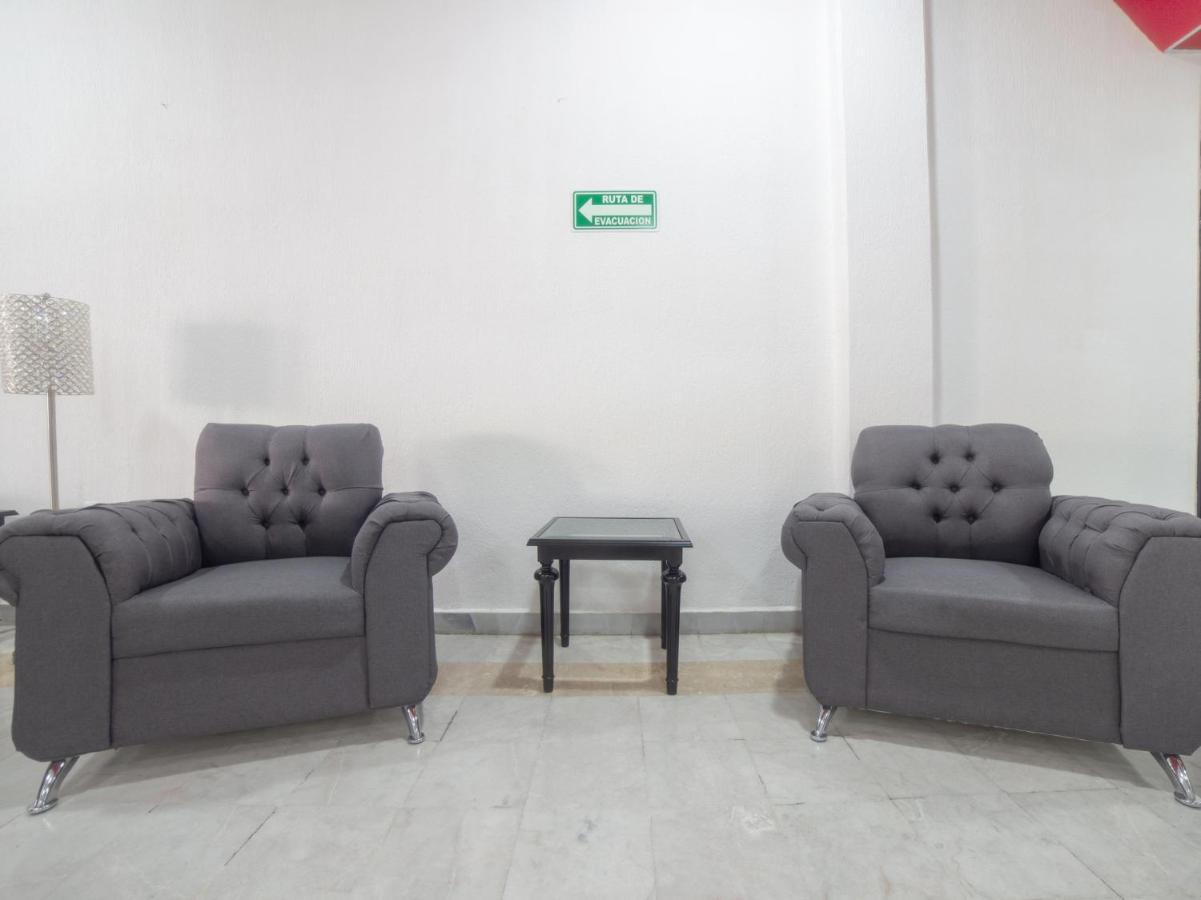 Capital O Hotel Casa Real Celaya Celaya  Kültér fotó